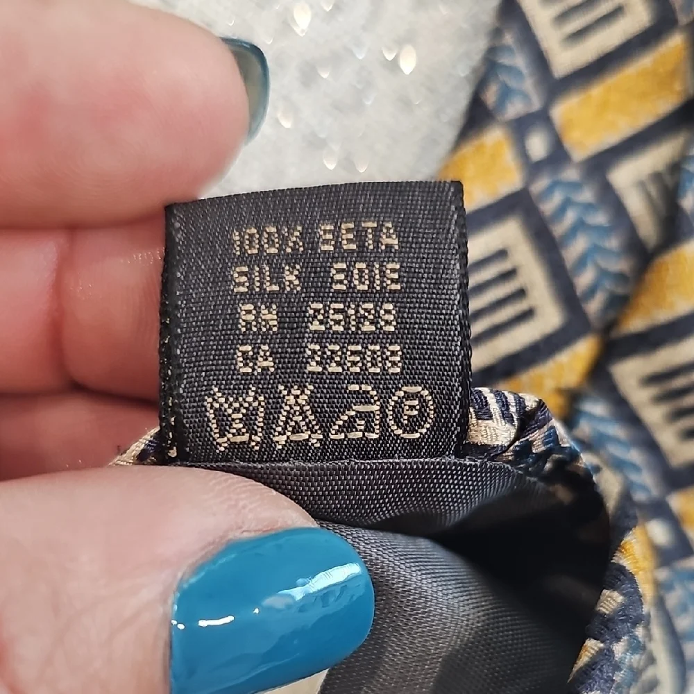 Echo Blue and Gold Geometric Pattern‎ Tie